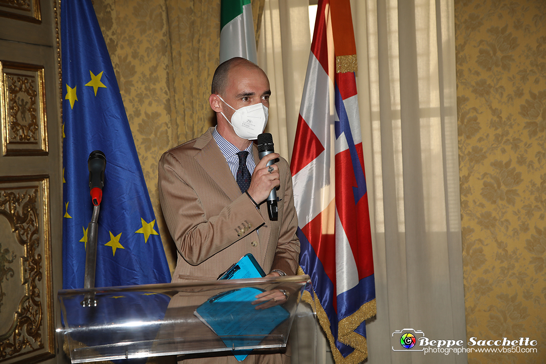 VBS_9996 - Presentazione Automotoretrò 2022.jpg